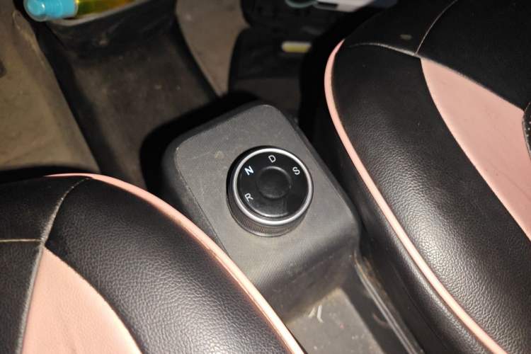 Used LINGBOX 2021 – Cai Wenji Edition Gear Lever