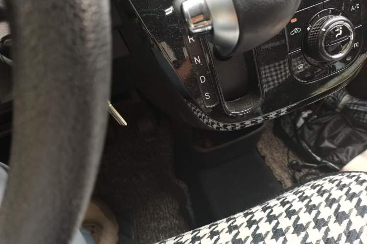 Used LINGBOX 2021 Comfort Edition Gear Lever