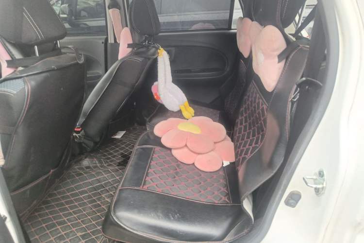 Used LINGBOX 2021 – Lady Wanyan Edition Left Rear Seat