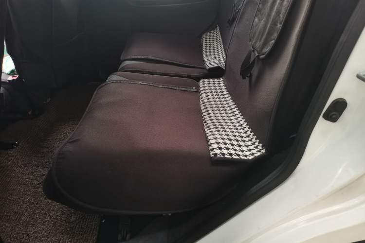 Used LINGBOX 2021 Comfort Edition Left Rear Seat