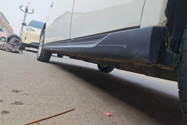 Used LINGBOX 2021 – Cai Wenji Edition Left Side Sill