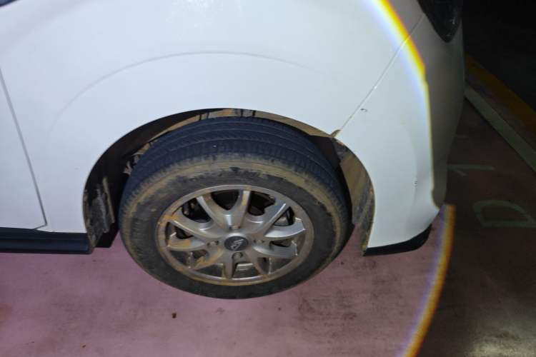 Used LINGBOX 2021 – Cai Wenji Edition Right Front Wheel Hub
