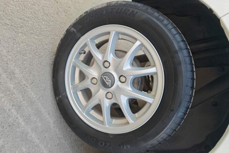 Used LINGBOX 2021 – Cai Wenji Edition Right Rear Wheel Hub