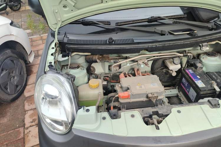 Used LINGBOX 2022 ZHUOWENJUN Edition Engine Bay Right