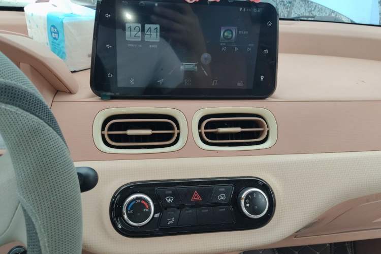 Used LINGBOX 2022 Li Qingzhao Pro Edition 14.08 kWh Audio And AC Panel