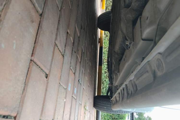 Used LINGBOX 2022 Li Qingzhao Pro Edition 14.08 kWh Chassis Rear Right