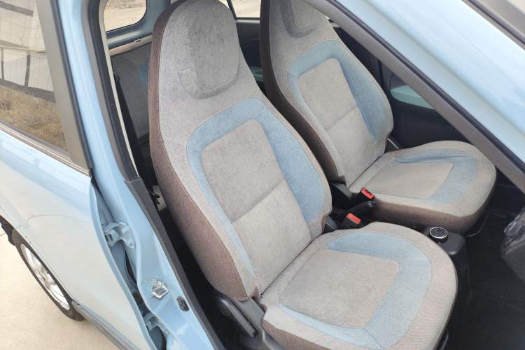 Used LINGBOX 2022 - Cai Wenji Edition Right Front Seat