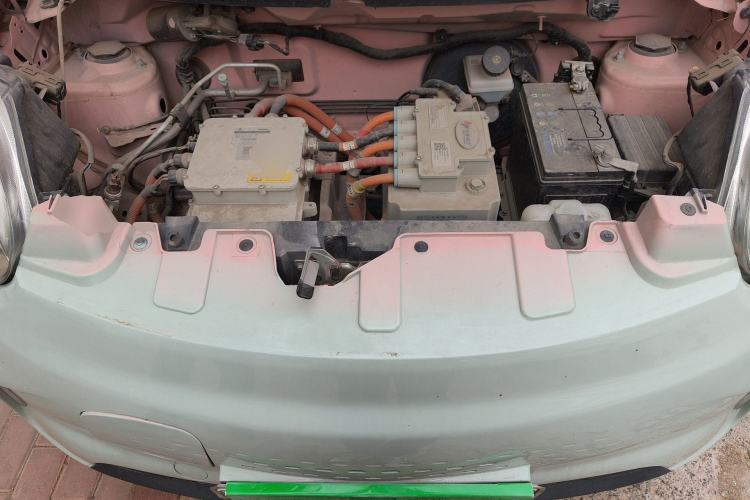Used LINGBOX 2022 Cai Wenji Pro Edition Engine Bay