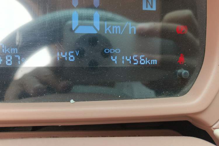 Used LINGBOX 2022 Cai Wenji Pro Edition Odometer Close Up