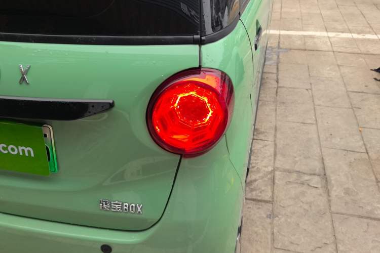 Used LINGBOX 2022 Li Qingzhao Edition Right Rear Taillight