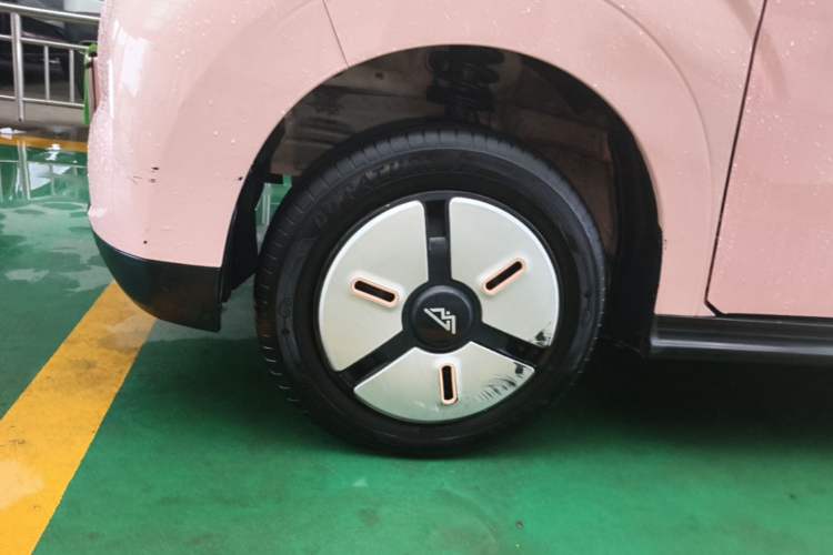 Used LINGBOX 2022 Li Qingzhao Pro Edition 14.08 kWh Left Front Wheel Hub