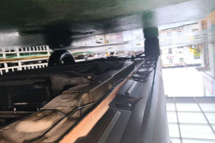 Used LINGBOX 2022 Li Qingzhao Pro Edition 14.08 kWh Left Side Sill