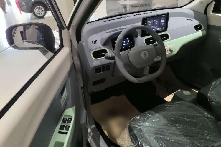 Used LINGBOX 2022 Li Qingzhao Pro Edition 14.08 kWh Interior 2