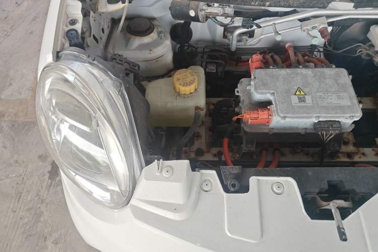 Used LINGBOX 2022 ZHUOWENJUN Edition Engine Bay Right