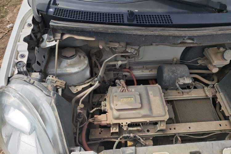 Used LINGBOX 2022 Li Qingzhao Pro Edition 14.08 kWh Engine Bay Right