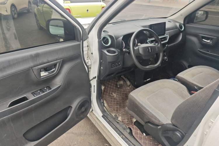Used LINGBOX 2022 Li Qingzhao Pro Edition 14.08 kWh Interior 3