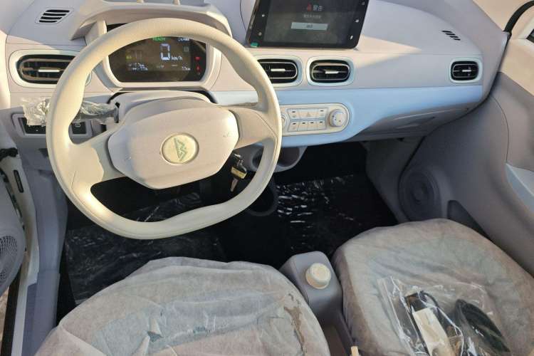 Used LINGBOX 2022 Li Qingzhao Pro Edition 14.08 kWh Interior 3