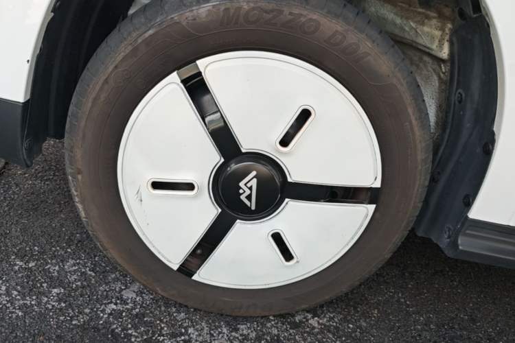 Used LINGBOX 2022 - Cai Wenji Edition Left Front Wheel Hub