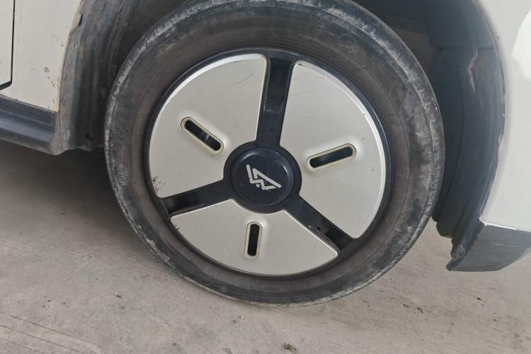 Used LINGBOX 2022 ZHUOWENJUN Edition Right Front Wheel Hub