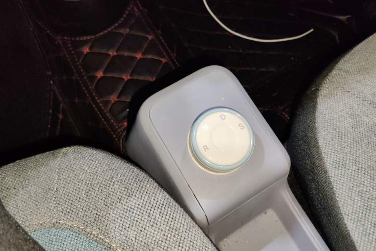Used LINGBOX 2023 – Cai Wenji Edition Gear Lever