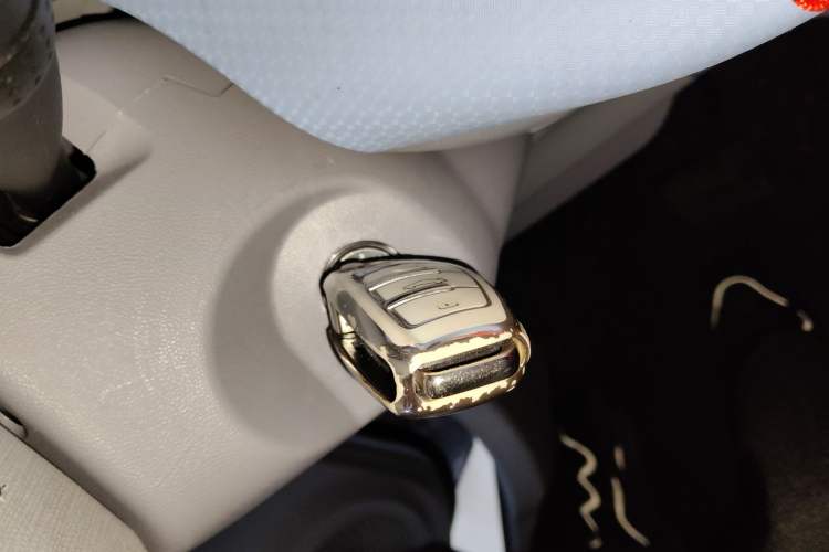 Used LINGBOX 2023 – Cai Wenji Edition Interior 1