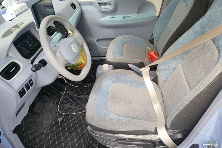 Used LINGBOX 2023 – Cai Wenji Edition Left Front Seat
