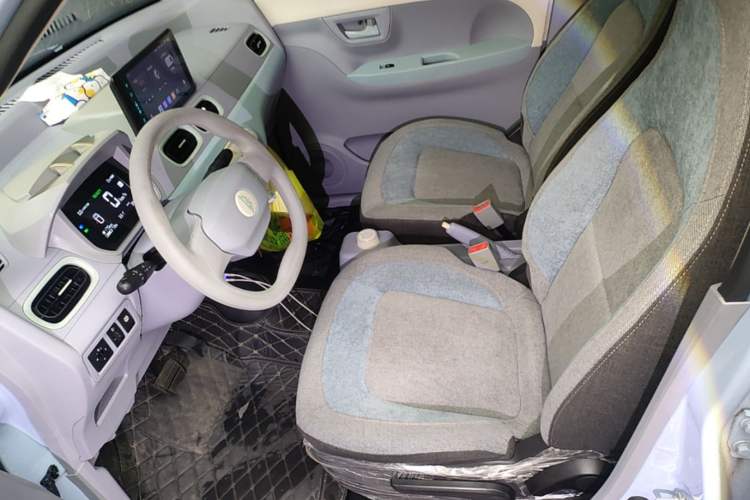Used LINGBOX 2023 – Cai Wenji Edition Left Front Seat