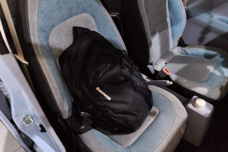 Used LINGBOX 2023 – Cai Wenji Edition Right Front Seat