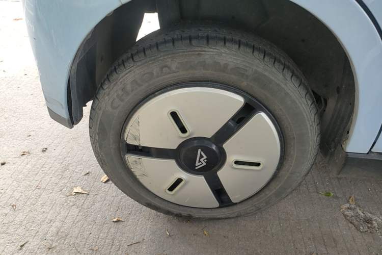 Used LINGBOX 2023 – Cai Wenji Edition Right Rear Wheel Hub