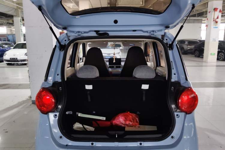 Used LINGBOX 2023 – Cai Wenji Edition Trunk