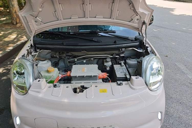 Used LINGBOX 2023 Cai Wenji - Smart Enjoyment Edition Engine Bay