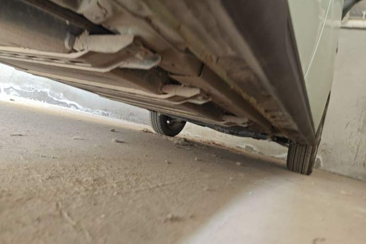 Used LINGBOX 2023 – Cai Wenji Edition Chassis Rear Right