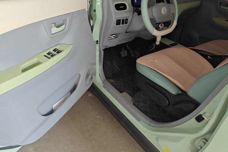Used LINGBOX 2023 – Cai Wenji Edition Driver Seat