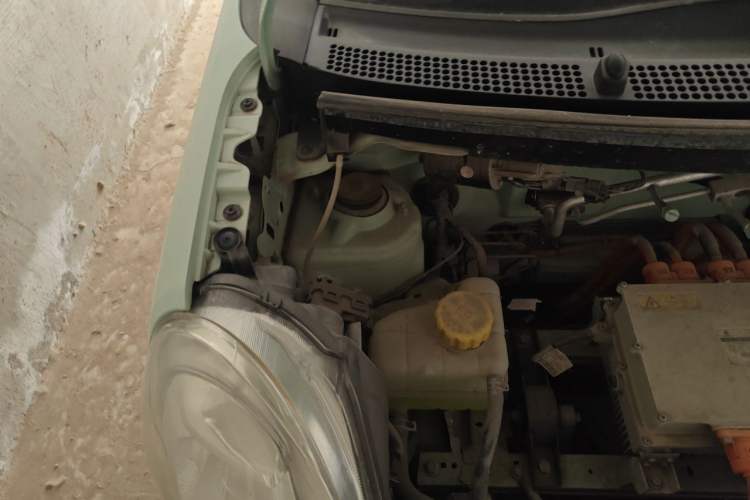 Used LINGBOX 2023 – Cai Wenji Edition Engine Bay Right