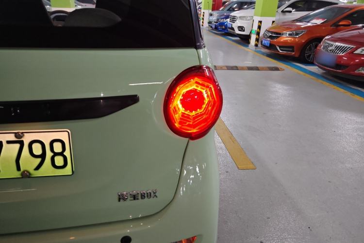 Used LINGBOX 2023 – Cai Wenji Edition Exterior 6