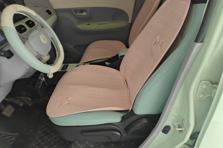 Used LINGBOX 2023 – Cai Wenji Edition Left Front Seat