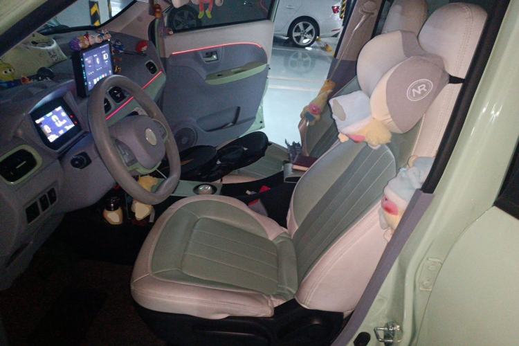 Used LINGBOX 2023 – Cai Wenji Edition Left Front Seat