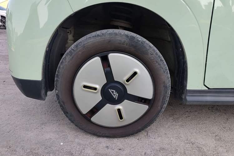 Used LINGBOX 2023 Cai Wenji - Smart Enjoyment Edition Left Front Wheel Hub