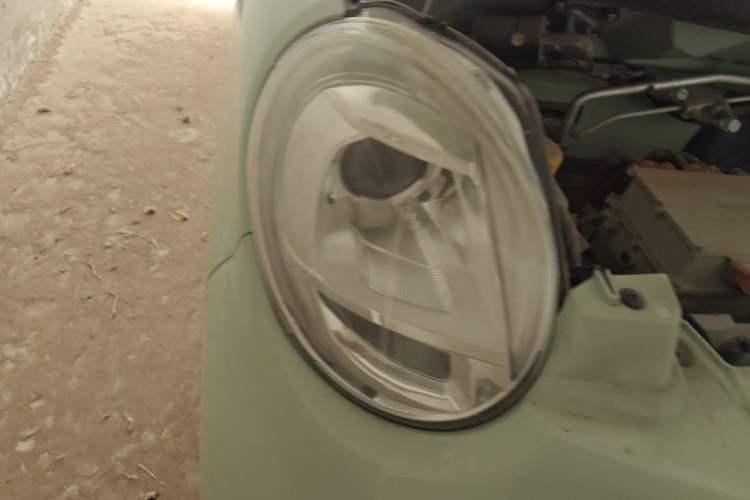Used LINGBOX 2023 – Cai Wenji Edition Right Front Headlight