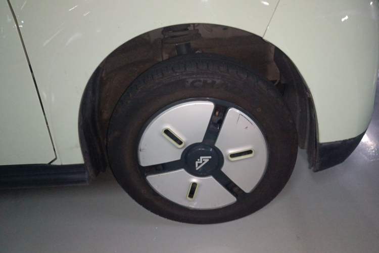 Used LINGBOX 2023 – Cai Wenji Edition Right Front Wheel Hub
