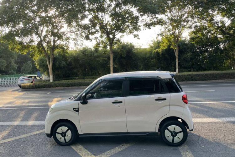 Used LINGBOX 2023 – Cai Wenji Edition Exterior 4