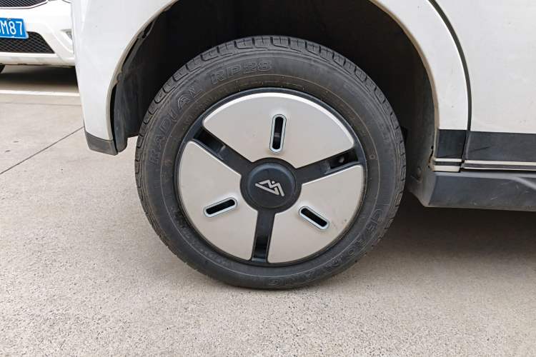 Used LINGBOX 2023 – Cai Wenji Edition Exterior 8