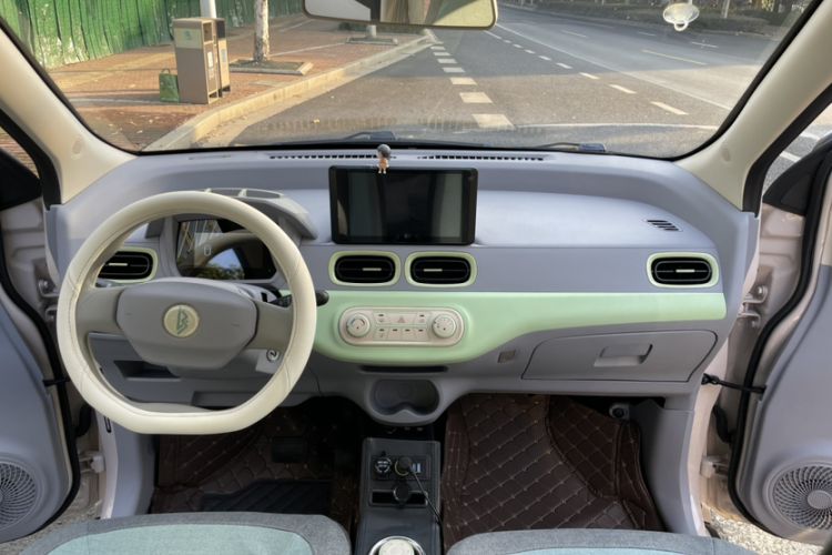 Used LINGBOX 2023 – Cai Wenji Edition Interior 1