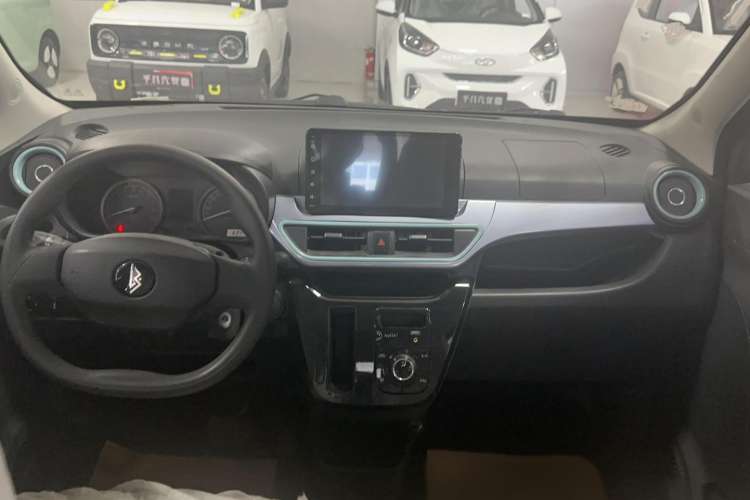 Used LINGBOX 2023 – Cai Wenji Edition Interior 3