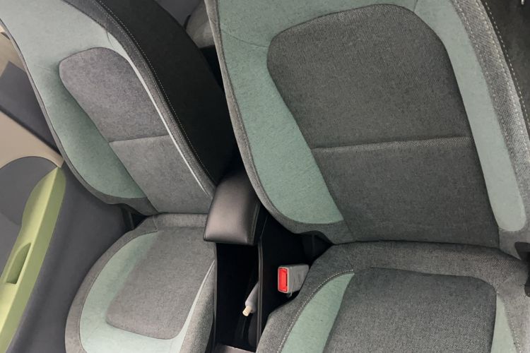 Used LINGBOX 2023 – Cai Wenji Edition Left Front Seat
