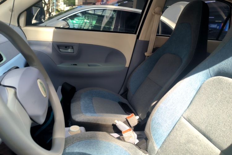Used LINGBOX 2023 – Cai Wenji Edition Left Front Seat
