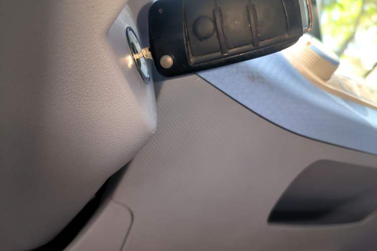 Used LINGBOX 2023 – Cai Wenji Edition Vehicle Key