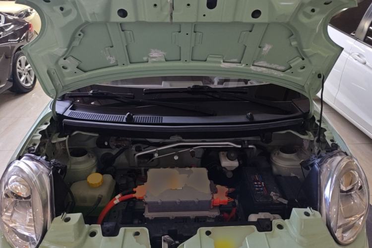 Used LINGBOX 2024 Lingzhi Edition Engine Bay