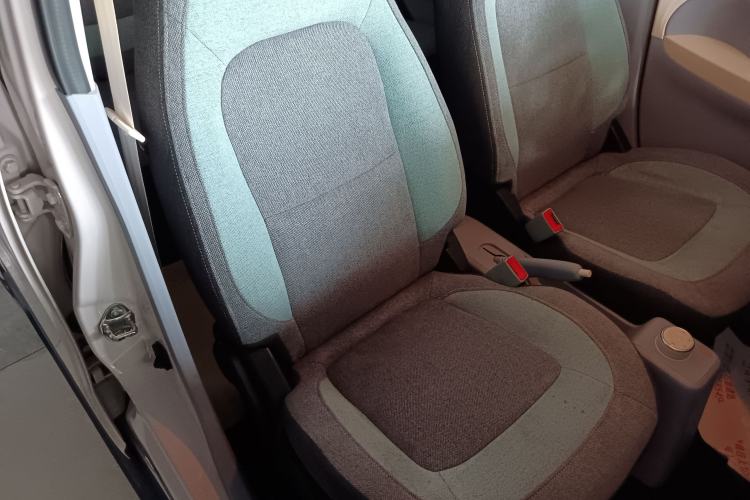 Used LINGBOX 2024 Lingzhi Edition Right Front Seat