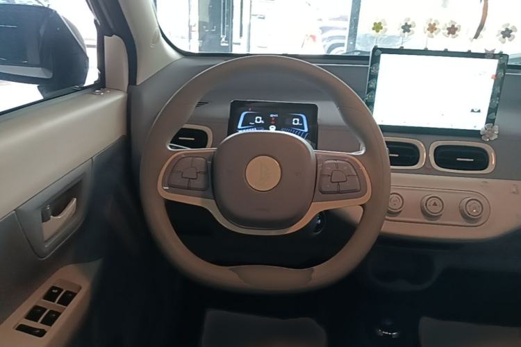 Used LINGBOX 2024 Lingzhi Edition Steering Wheel